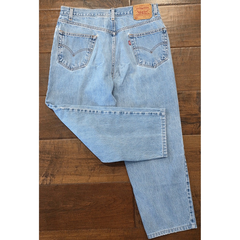 VTG Levis 550 Relaxed Fit Western Ranch Jeans Mens 36x30 Light Wash Blue Denim